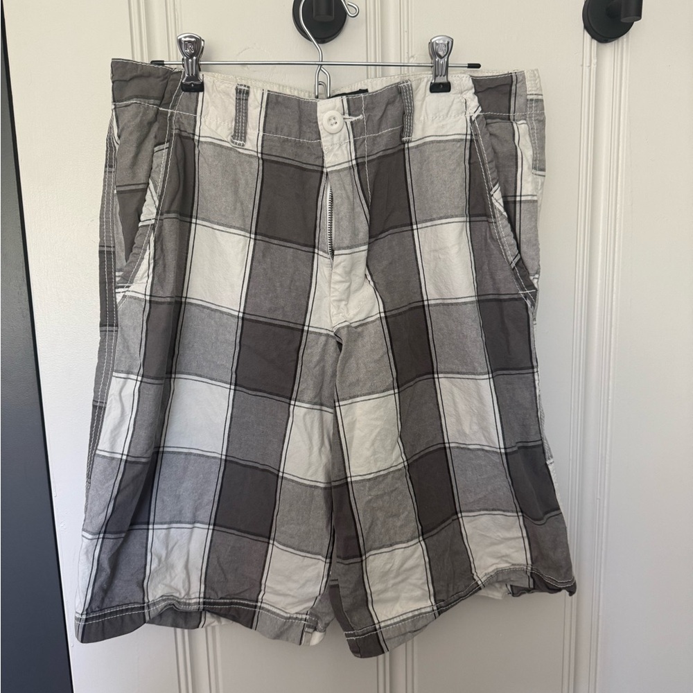 OP Men's Cargo Shorts in Gray and White Plaid